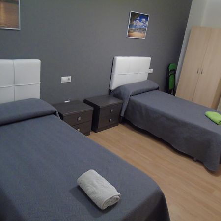 Apartamentos Mequedo Alcañiz エクステリア 写真