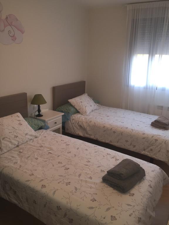 Apartamentos Mequedo Alcañiz エクステリア 写真