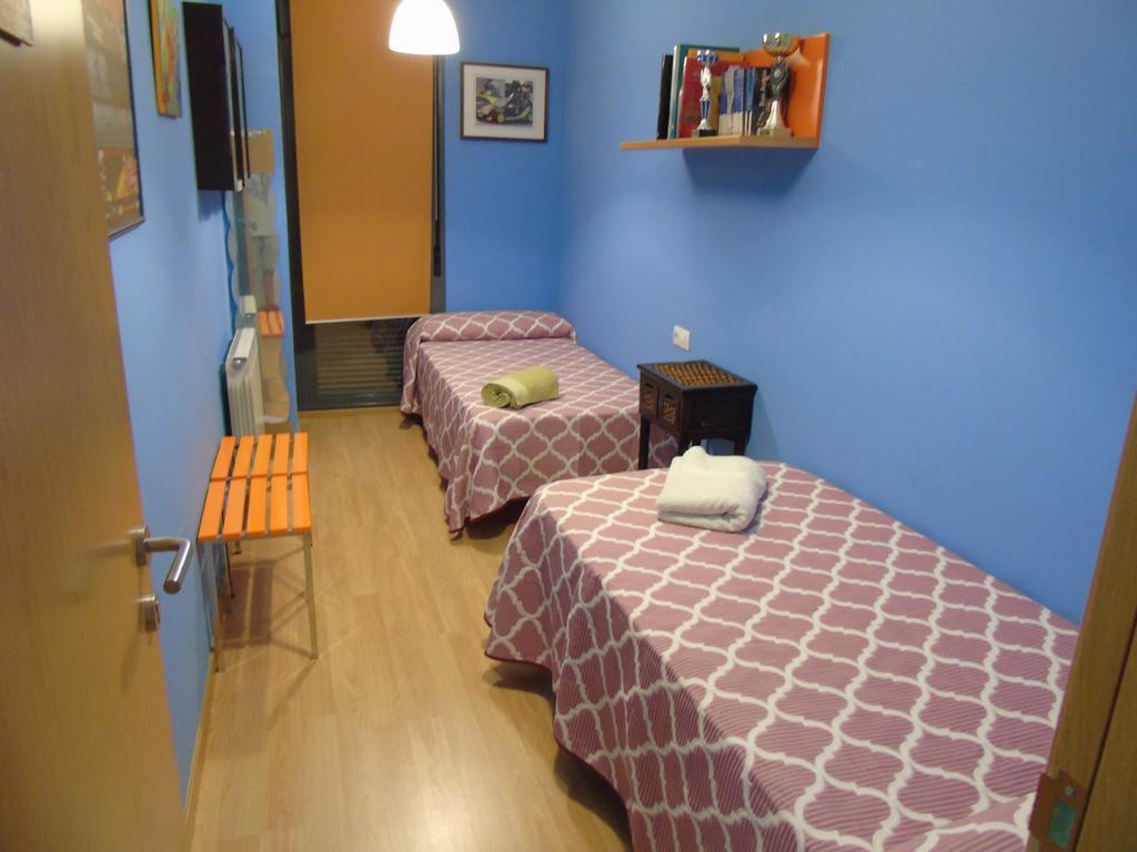 Apartamentos Mequedo Alcañiz エクステリア 写真