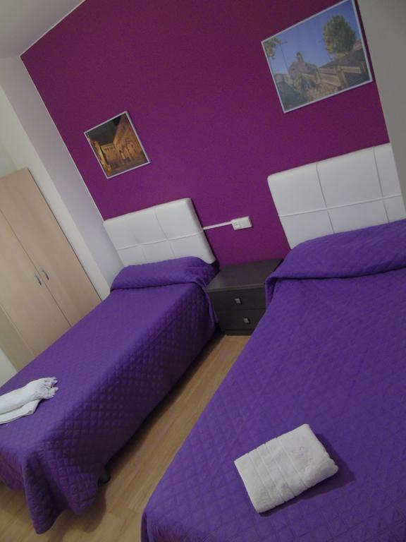 Apartamentos Mequedo Alcañiz エクステリア 写真