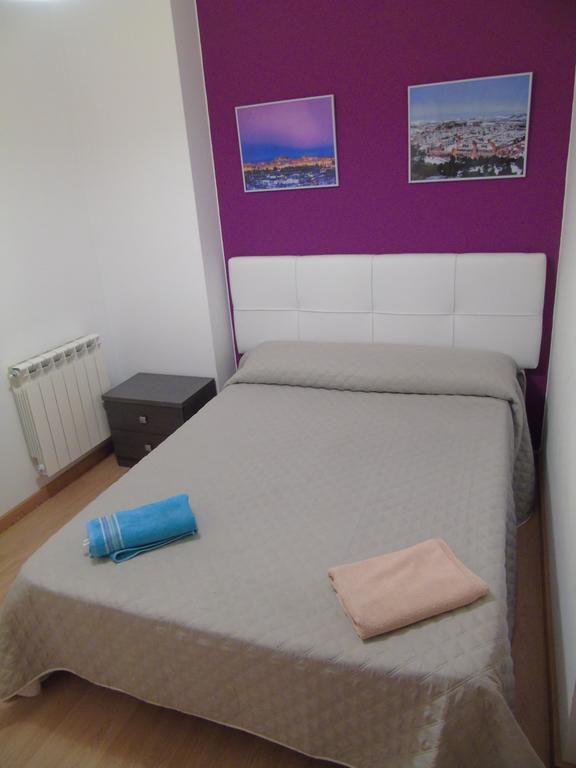 Apartamentos Mequedo Alcañiz エクステリア 写真